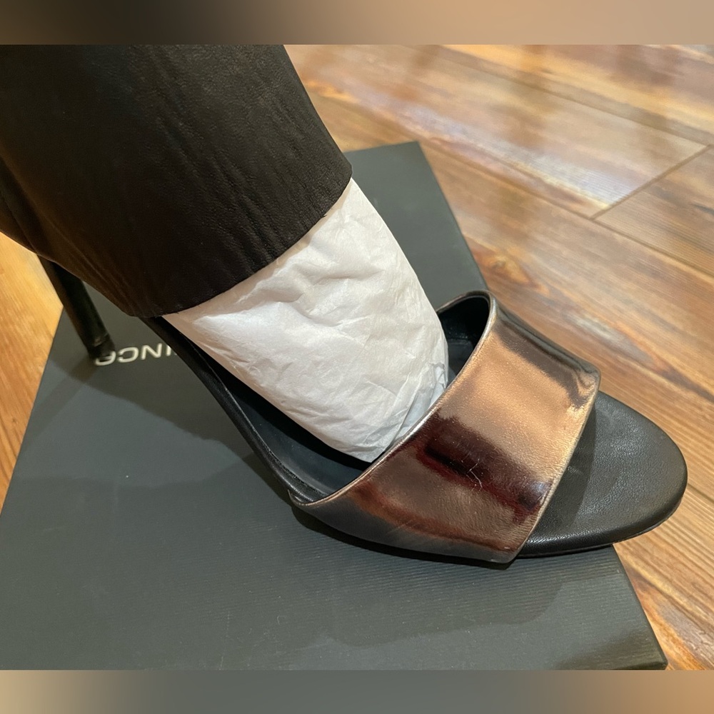 Vince Metallic & Leather Heels - Picture 3 of 11